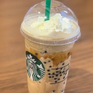 เมนูของร้าน Starbucks อาคารบุญมิตร