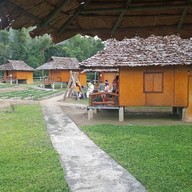 บรรยากาศ ไร่สตรอเบอร์รี่ไผ่สีทอง