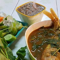 เมนูของร้าน ข้าวแกง 100 หม้อพี่น้อยนครศรีธรรมราช สาขา 3