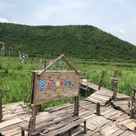 บ้านห้อยขา