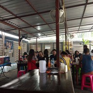 บรรยากาศ ไก่ย่าง วิเชียรบุรี นิมมานเหมินทร์ นิมมานเหมินทร์ ซอย.11