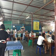 บรรยากาศ ไก่ย่าง วิเชียรบุรี นิมมานเหมินทร์ นิมมานเหมินทร์ ซอย.11