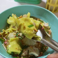 เกี๊ยวยักษ์น้ำแซ่บป้าภาซอย 7