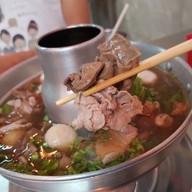 เมนูของร้าน เนื้อเรื่อง ปิ้ง ย่าง หม้อไฟ