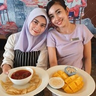 Centara Roti Conner
