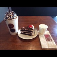 Coffee Der La ร้านกาแฟคอฟฟี่เด้อหล่า โอโซนวิลเลจ