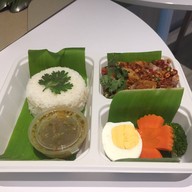 เมนูของร้าน Here Dolce - เฮียดอยซ์หมูไม่มัน หมูทอดรสเด็ดไร้น้ำมัน
