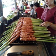 บรรยากาศ หมูสมุนไพรพันตะไคร้
