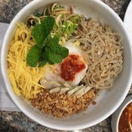 เมนูของร้าน วีที แหนมเนือง อุดรธานี