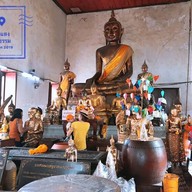 วัดแสงสิริธรรม