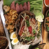 เมนูของร้าน VIP ส้มตำ CLUB สาขา RCA