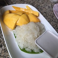 ก๋วยเตี๋ยวเนื้อตุ๋น ฉลองกรุง9