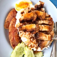 ก๋วยเตี๋ยวต้มยำโบราณ (ชากังราว) ชะอำ