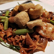 เสือโหย สุกี้ เย็นตาโฟ ผัดไทย เสือโหย ลำลูกกา