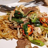 เสือโหย สุกี้ เย็นตาโฟ ผัดไทย เสือโหย ลำลูกกา