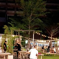 ตลาดเก็ทฟู้ด สะพานใหม่