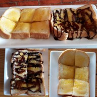 Monika Cafe กบินทร์บุรี