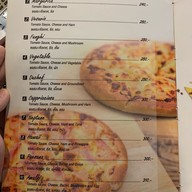 เมนู Mr. Chan & Miss Pauline Pizzeria Restaurant