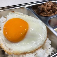 เหนือสาทร