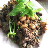 เมนูของร้าน ลาบป้านอม