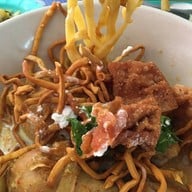เมนูของร้าน ข้าวซอยป้าหล้า