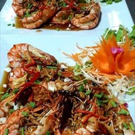 เมนูของร้าน เรือนไม้แก่น