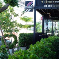 หน้าร้าน ด่านนัว E-San Restaurant