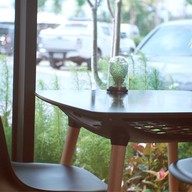 H Cafe Happy Place อมตะนคร