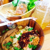 ก๋วยเตี๋ยวเรือชามไม้ บขส.3 ขอนแก่น