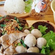 ก๋วยเตี๋ยวเรือชามไม้ บขส.3 ขอนแก่น