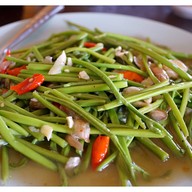 น่ำเฮียงโภชนา (ฟ้ามุ่ย)