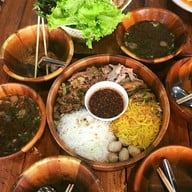 ก๋วยเตี๋ยวเรือชามไม้ บขส.3 ขอนแก่น