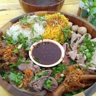 ก๋วยเตี๋ยวเรือชามไม้ บขส.3 ขอนแก่น