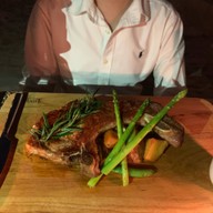 เมนูของร้าน The Bridge Bar & Bistro