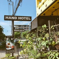 Hand Hotel