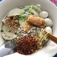 เมนูของร้าน ข้าวซอยป้าหล้า