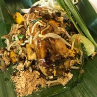 เมนูของร้าน ผัดไทยไฟทะลุ ถนนดินสอ