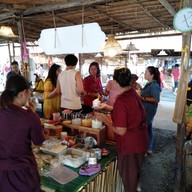 บรรยากาศ ครัวบ้านทุ่ง