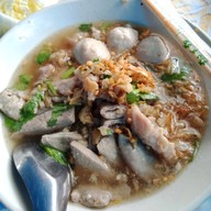 เมนูของร้าน น้องหนึ่งข้าวซอย