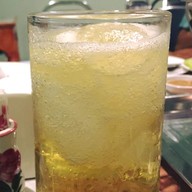 เมนูของร้าน ครัวโพธิ์ทองซีฟู้ด กุ้งเผา เบียร์วุ้น แม่จัน