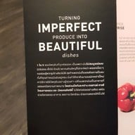 Greyhound Café เซ็นทรัลพลาซา ลาดพร้าว