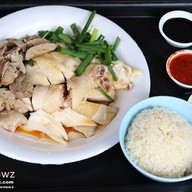เมนูของร้าน Heng Ji chicken rice