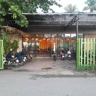 หน้าร้าน อีสานชาบู