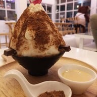 Sugar Town “Cafe & Restaurant”