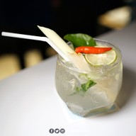 SeaMet Beach food x Grill x Bar