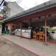 บรรยากาศ ร้านข้าวแกงพี่แดง