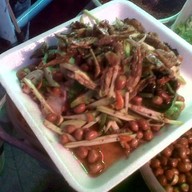 เจ๊แดงยำมะม่วงพระราม 8