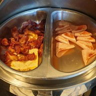 เมนูของร้าน Medi Pizza & More Tara Mantra