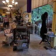 Farangkhoohouse Bistro&cafe'