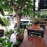 Stay With Hug Poshtel And Activities